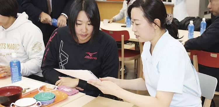 写真:スポーツ栄養を通じた地域連携のイメージ